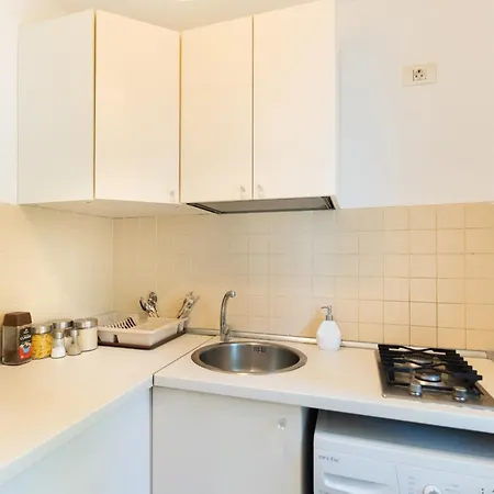 Apartament Ciresica *