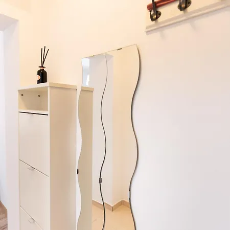 Apartament Ciresica * קונסטנצה
